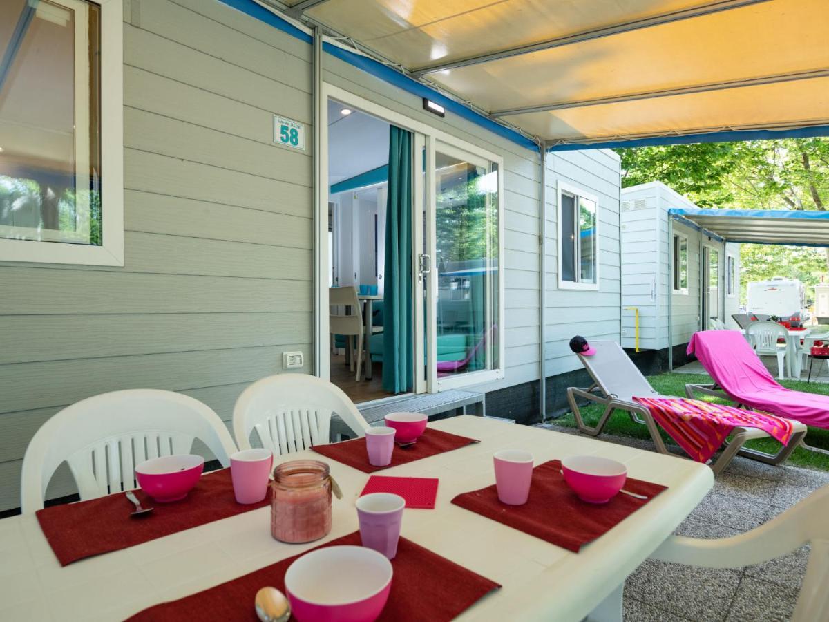 Holiday Home Garda Blue By Interhome Rivoltella del Garda Exterior foto