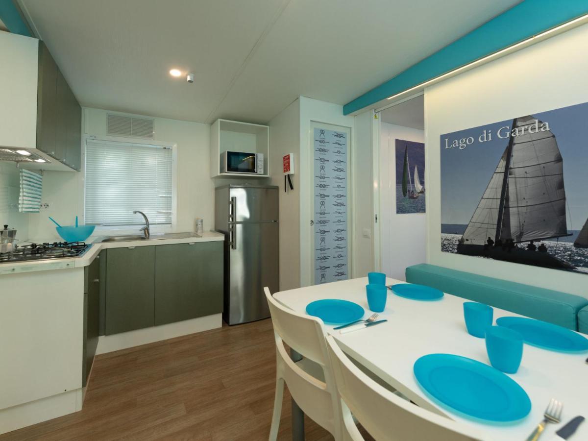 Holiday Home Garda Blue By Interhome Rivoltella del Garda Exterior foto